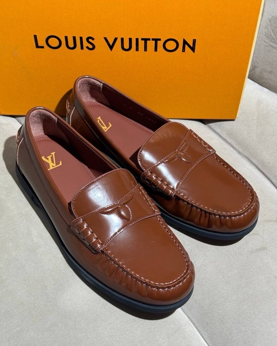Лоферы Louis Vuitton