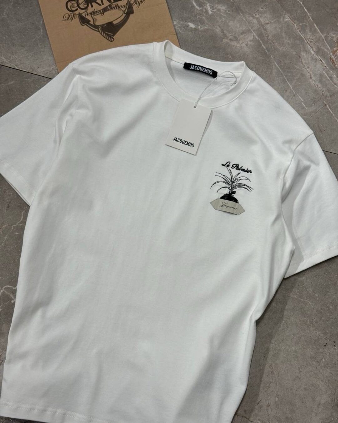 Футболка Jacquemus