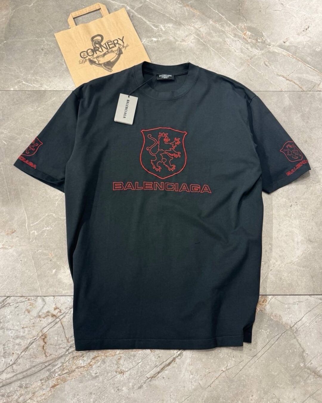 Футболка Balenciaga