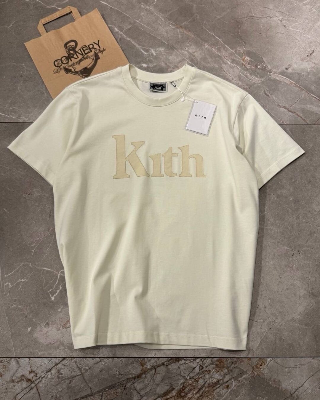 Футболка Kith