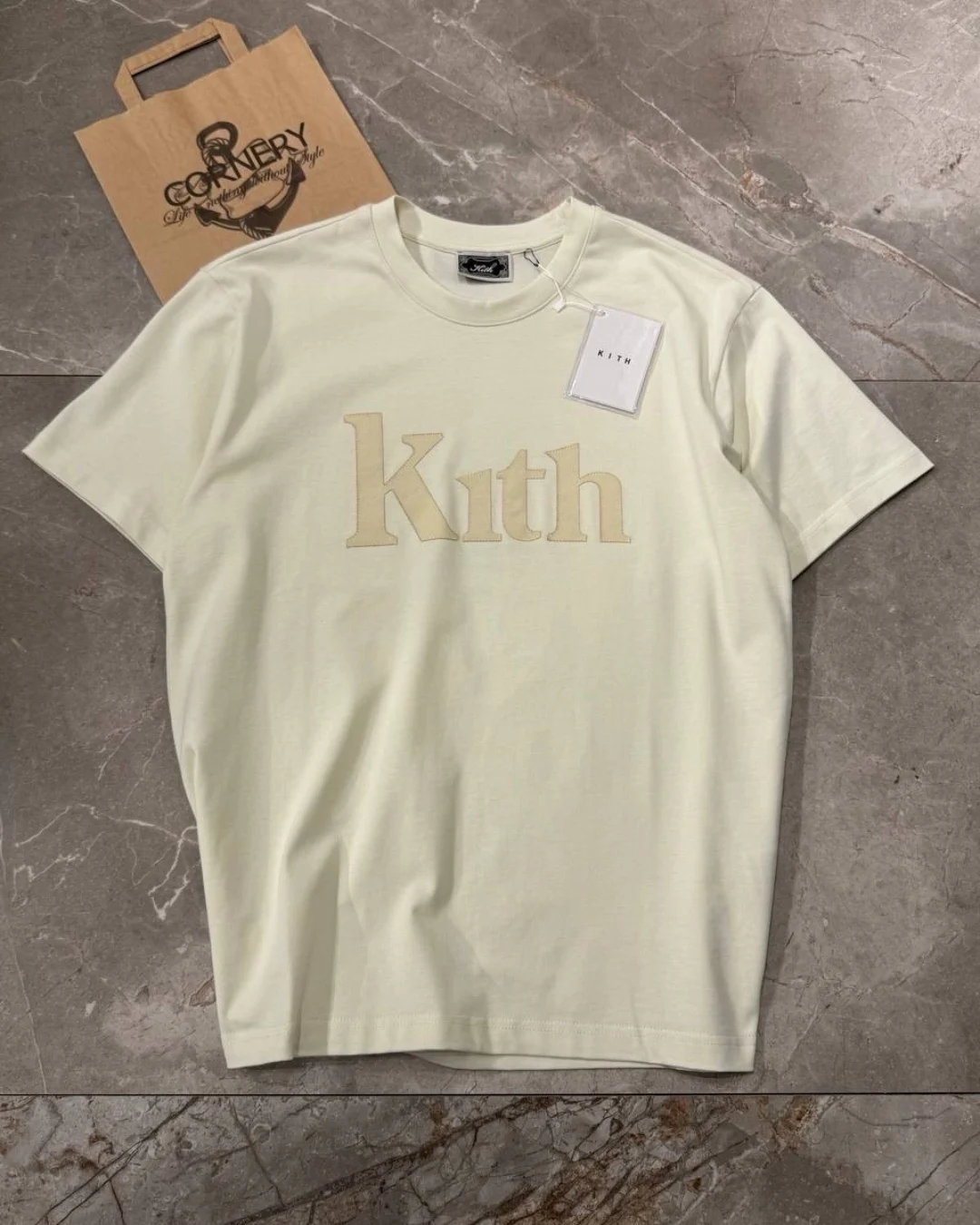 Футболка Kith