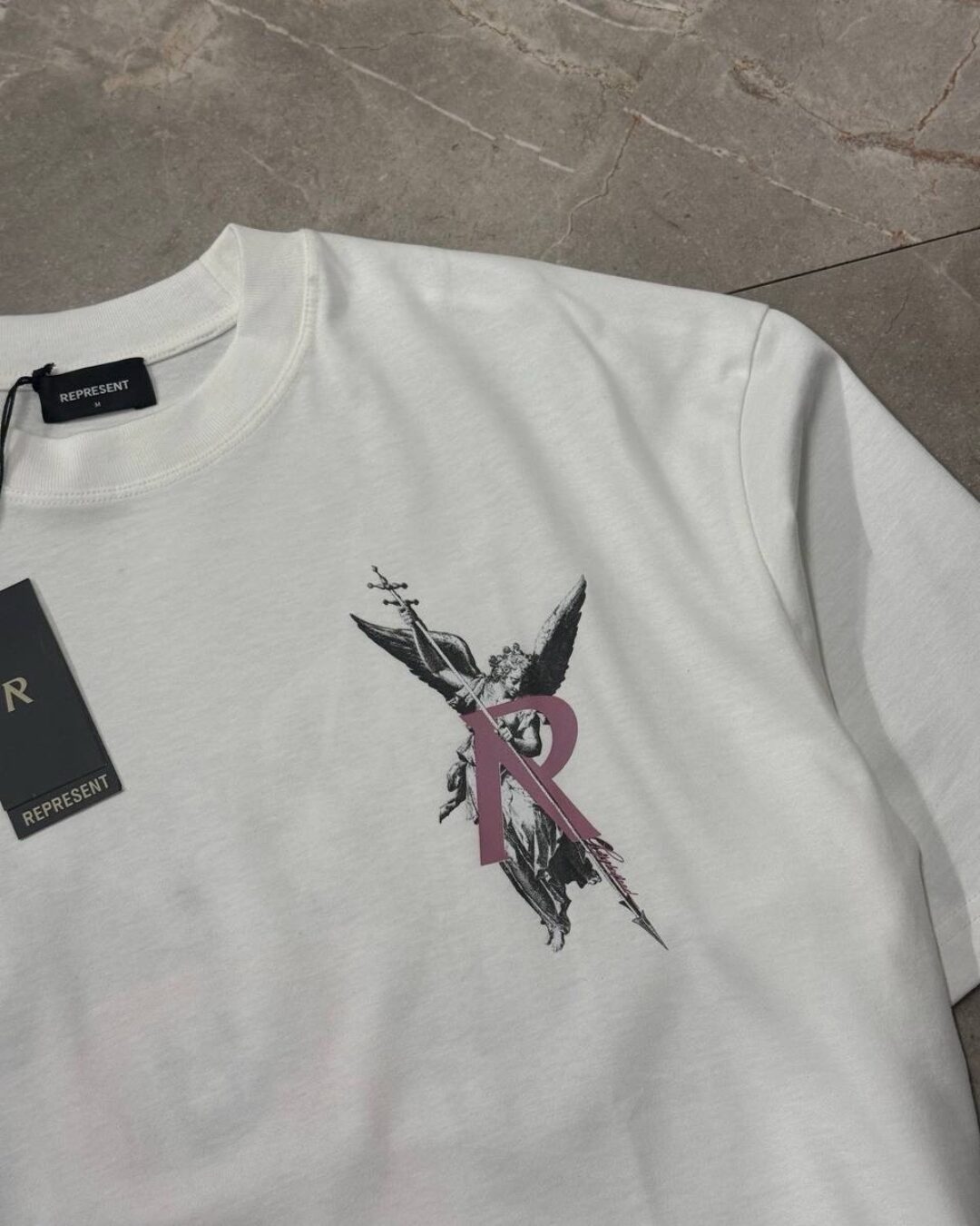 Футболка Represent