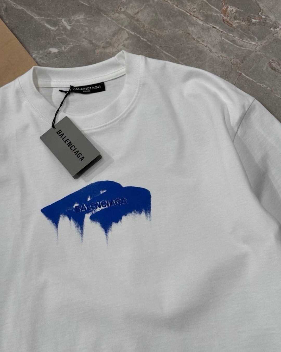 Футболка Balenciaga