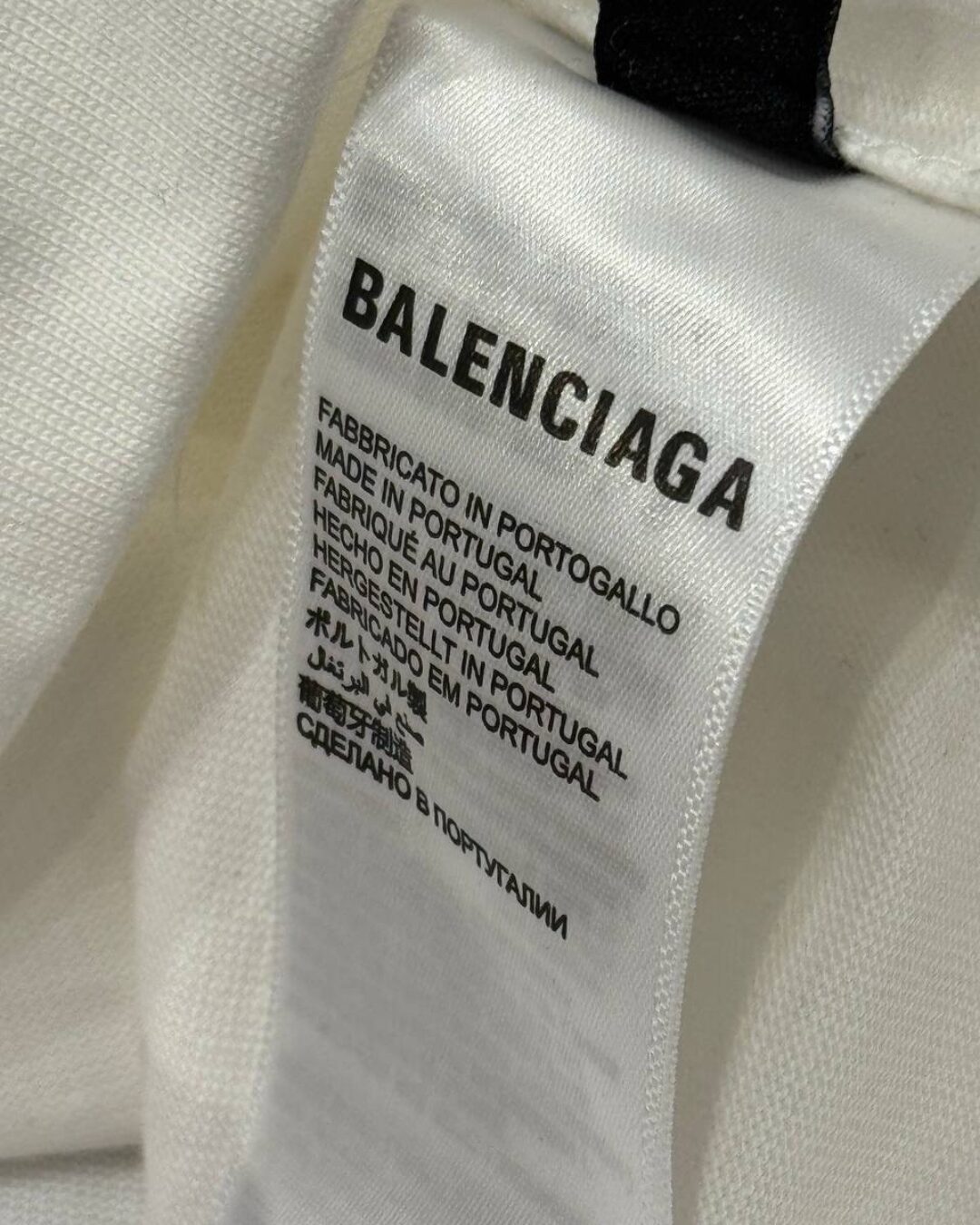 Футболка Balenciaga