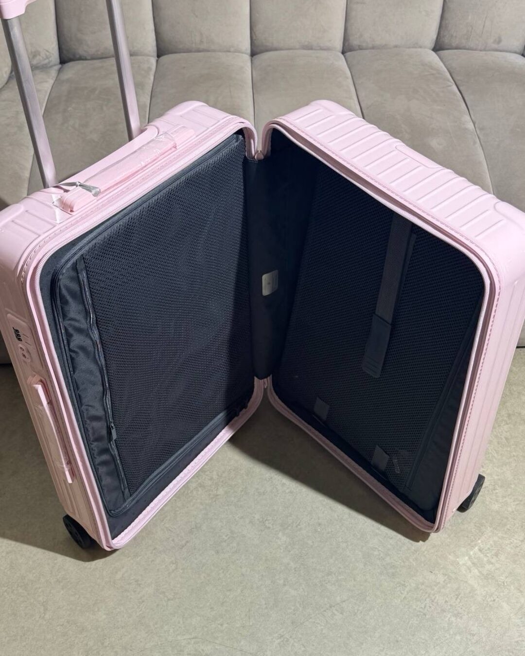 Чемодан Rimowa