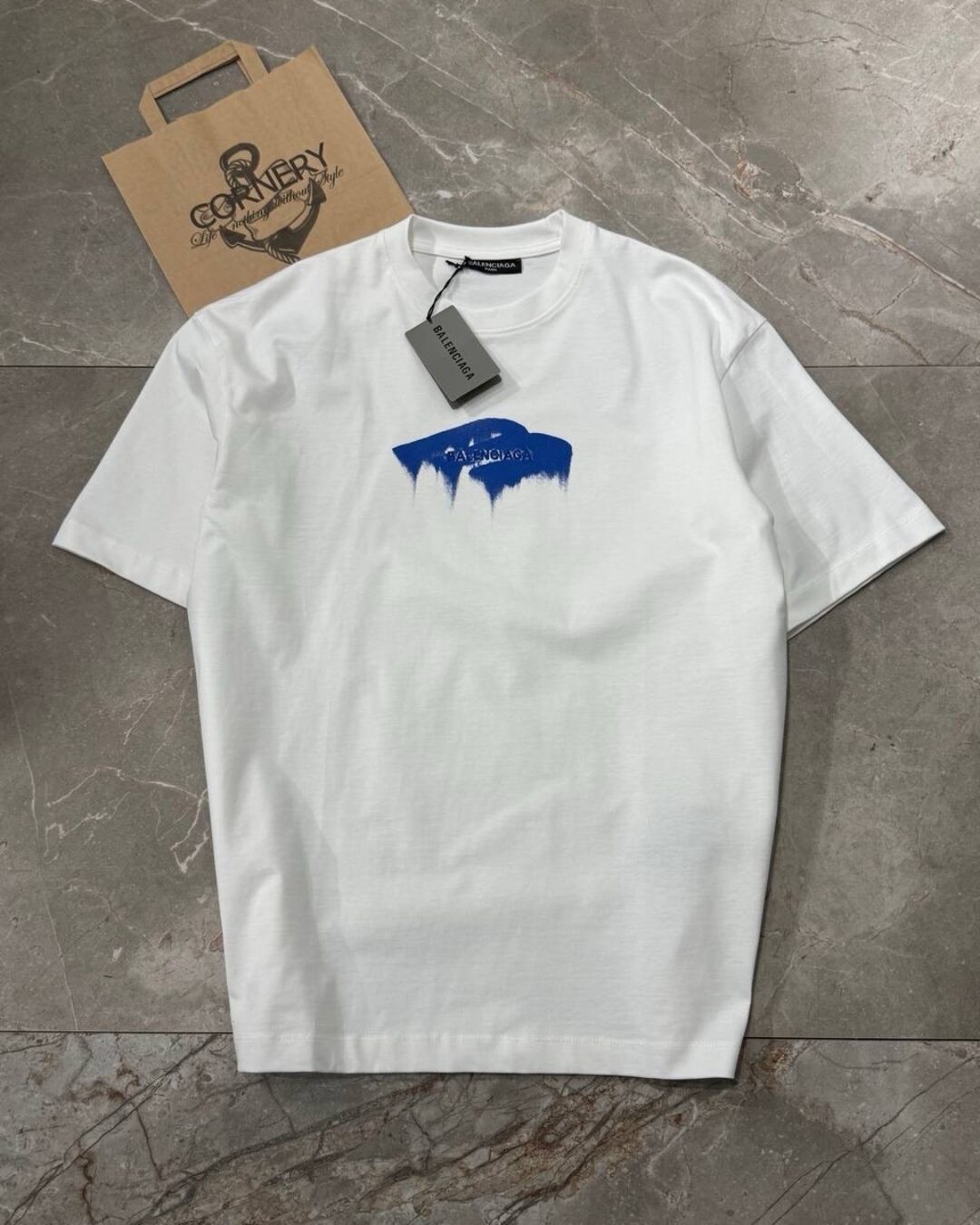 Футболка Balenciaga