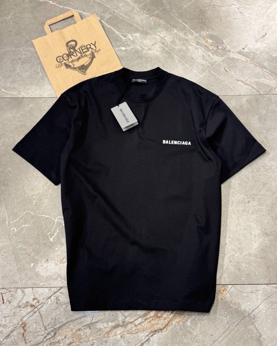 Футболка Balenciaga