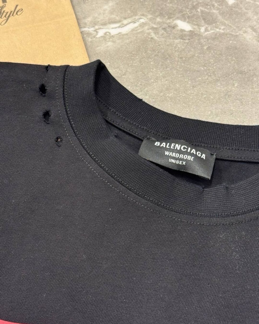 Футболка Balenciaga