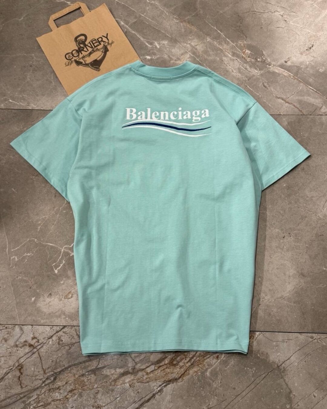 Футболка Balenciaga