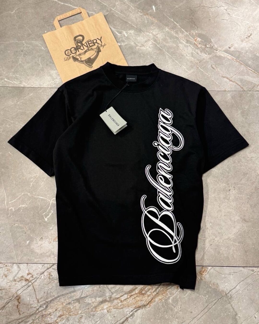 Футболка Balenciaga