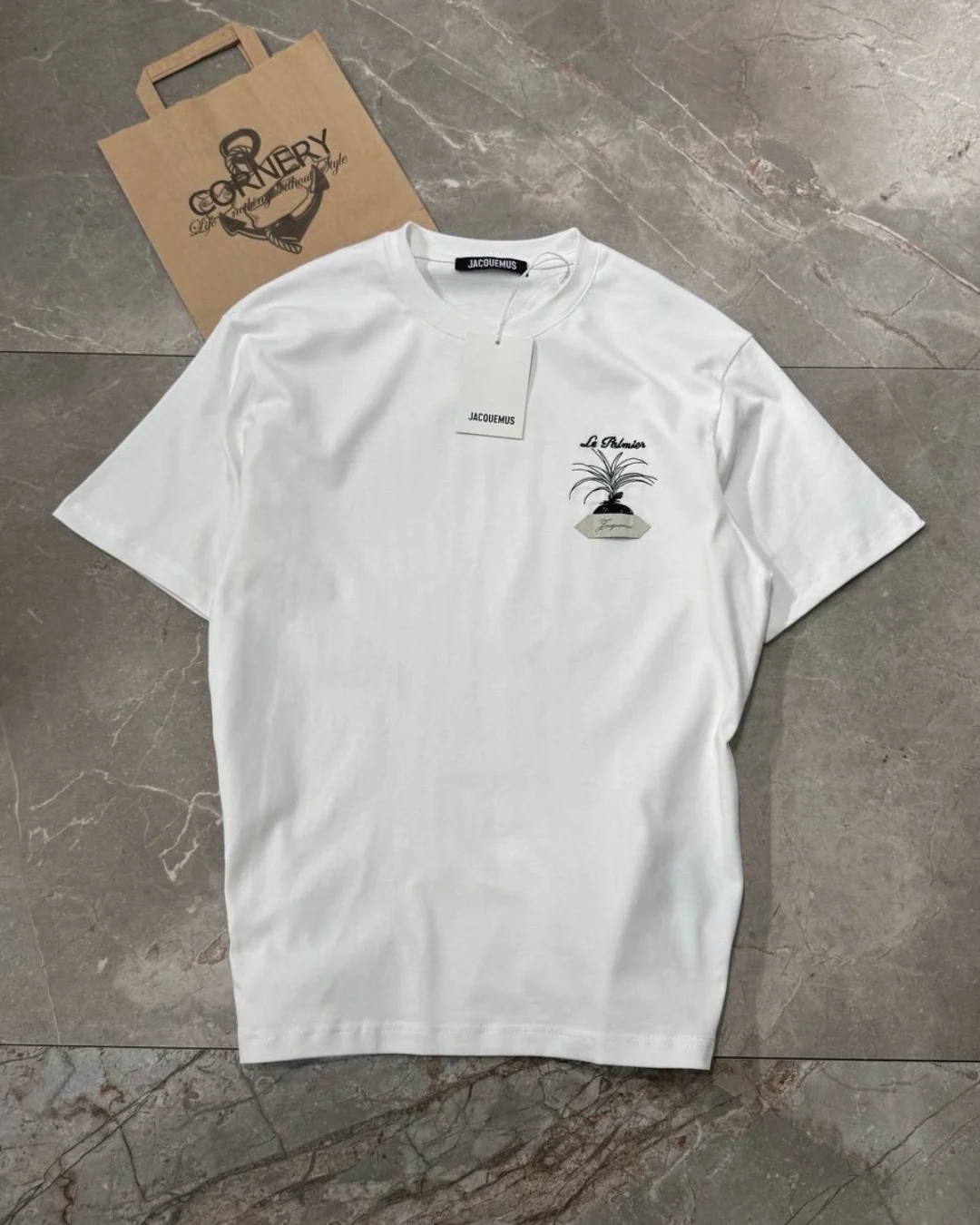 Футболка Jacquemus