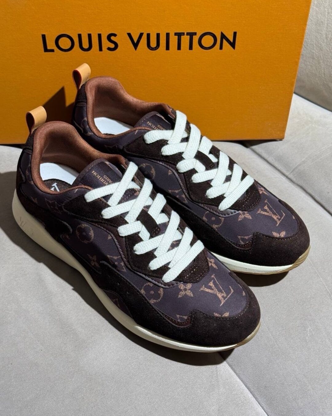 Кроссовки Louis Vuitton LV Drop 300 Sneaker