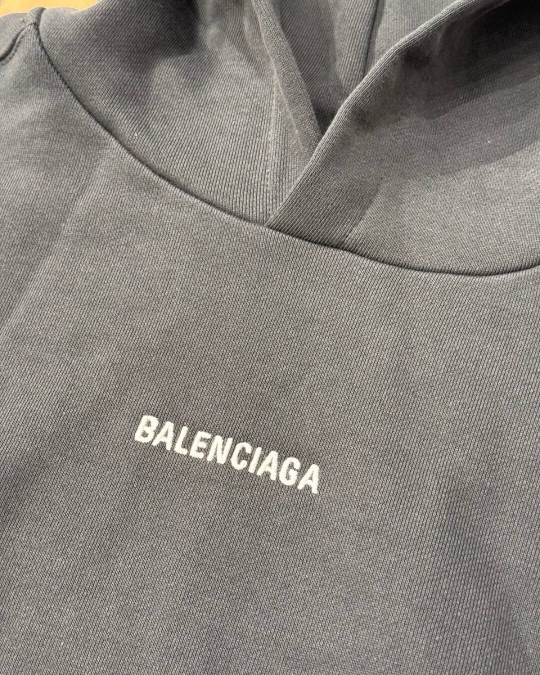 Худи Balenciaga — фото 6