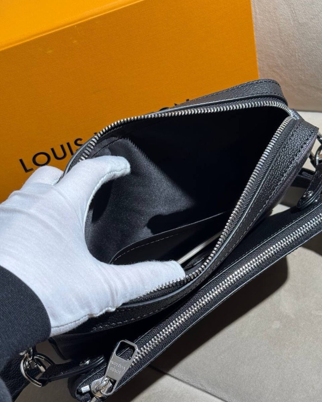 Сумка Louis Vuitton