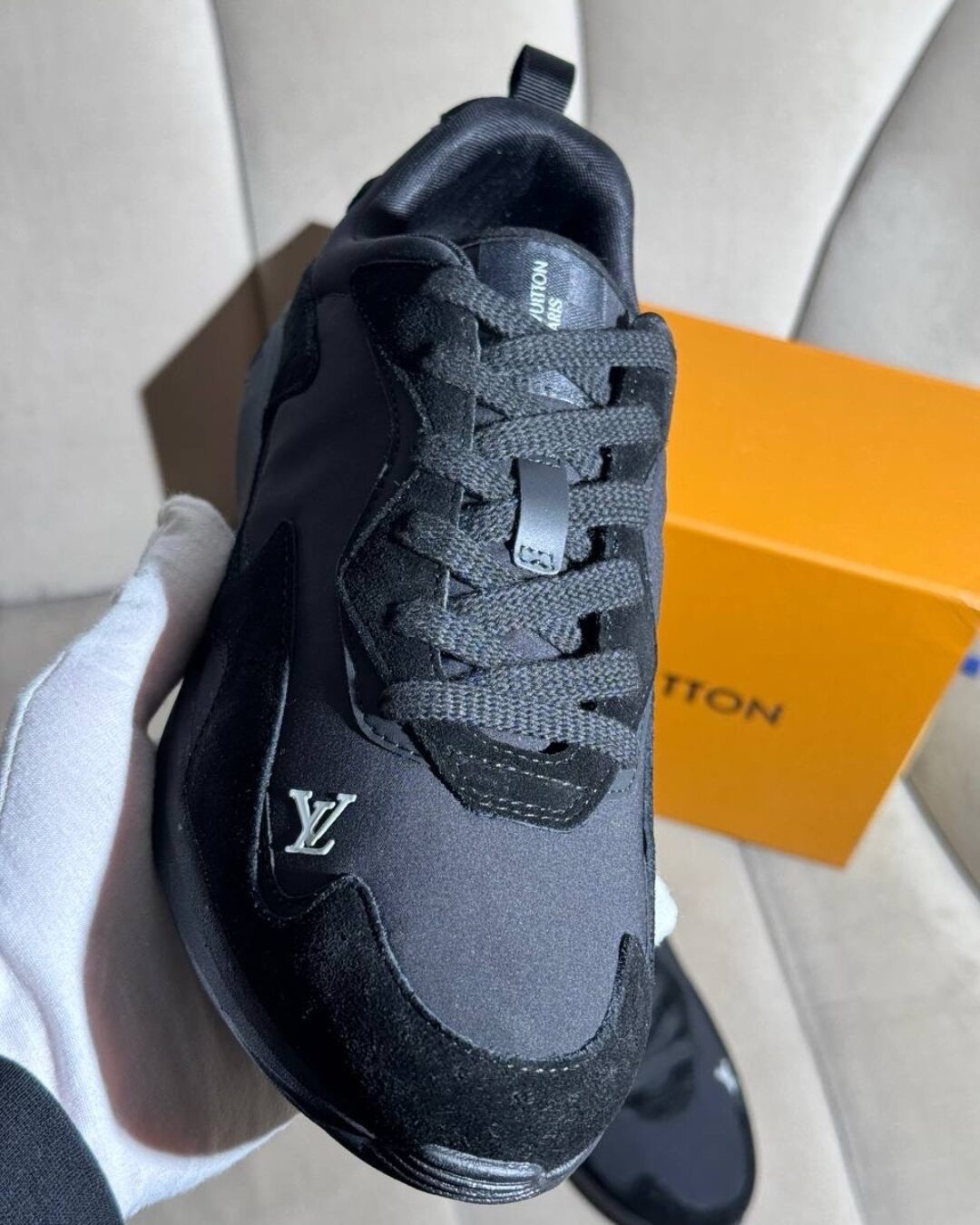 Кроссовки Louis Vuitton LV Drop 300 Sneaker