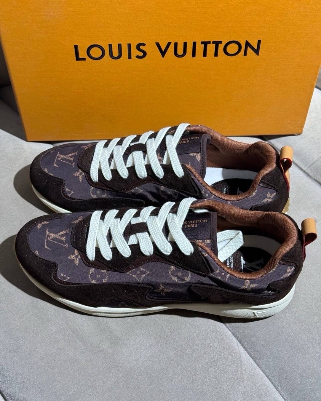 Кроссовки Louis Vuitton LV Drop 300 Sneaker