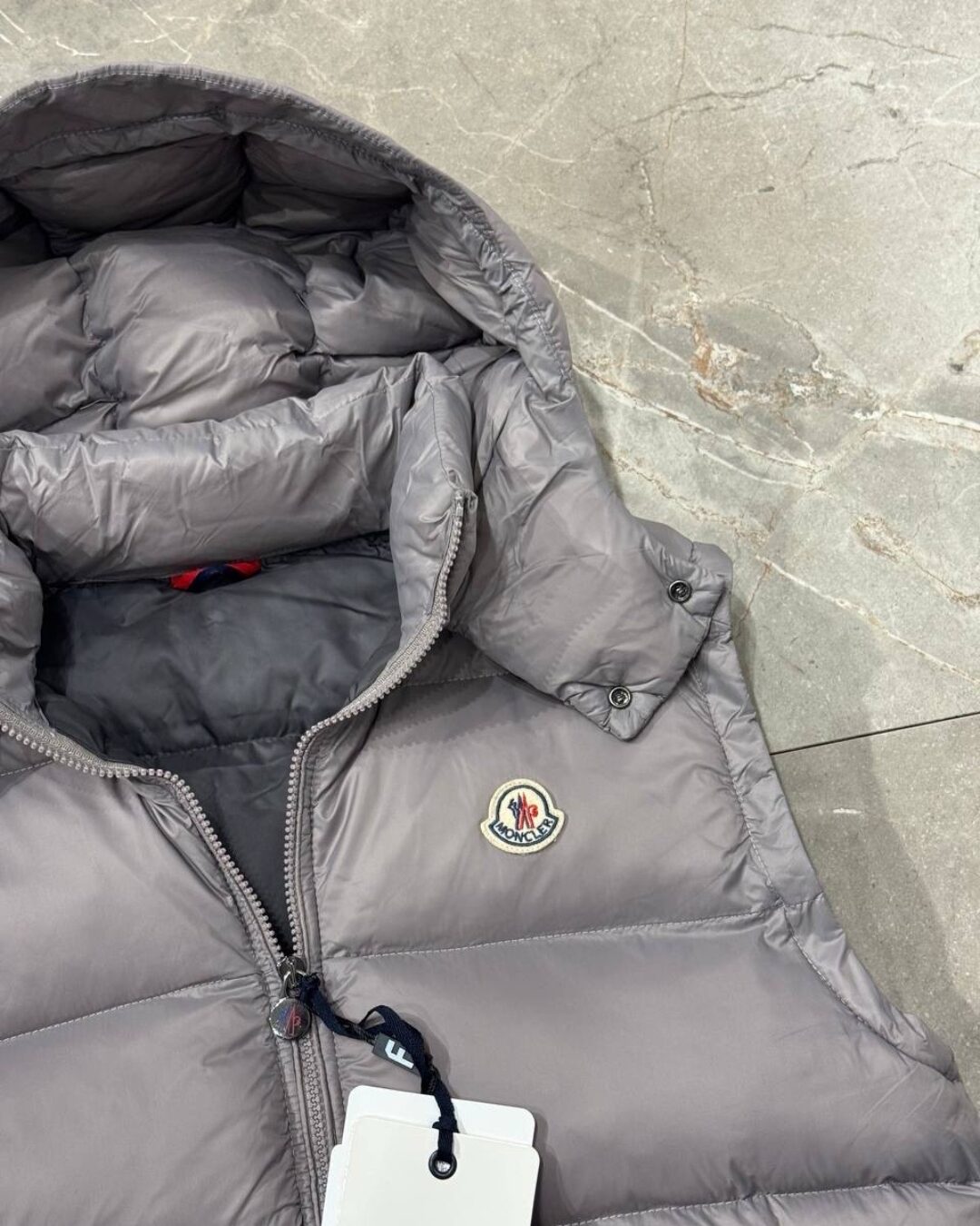 Жилет Moncler