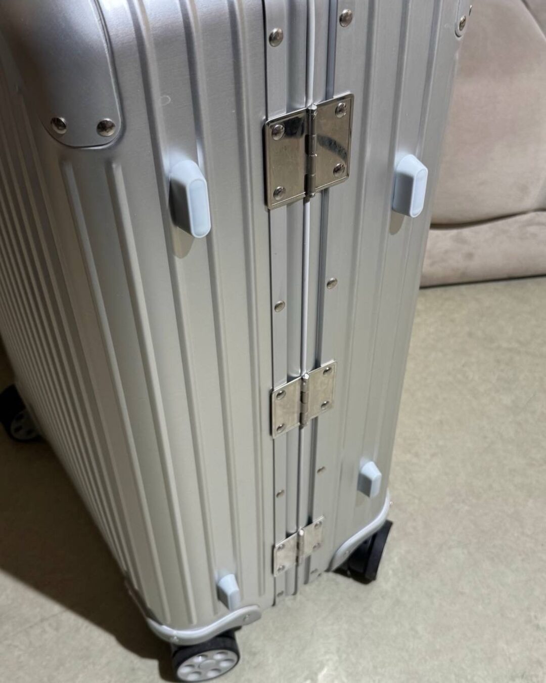 Чемодан Rimowa (Medium)