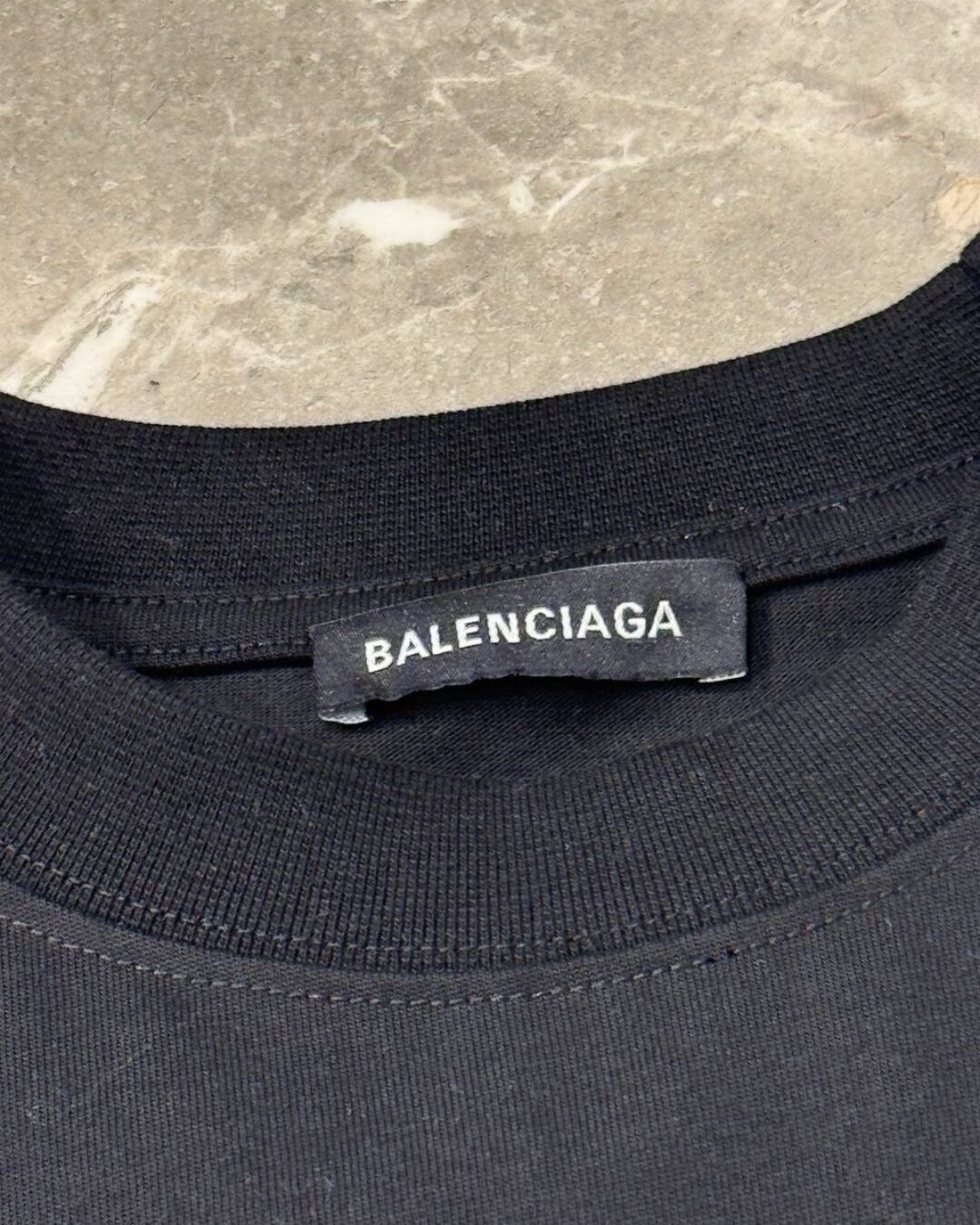 Футболка Balenciaga