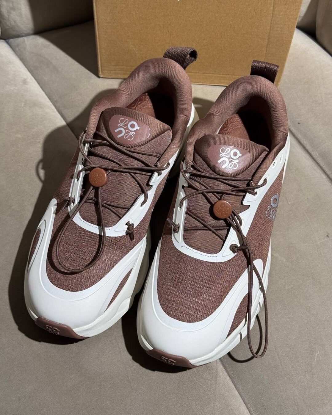 Кроссовки On x Loewe