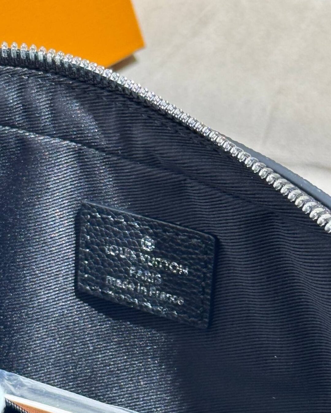 Сумка Louis Vuitton