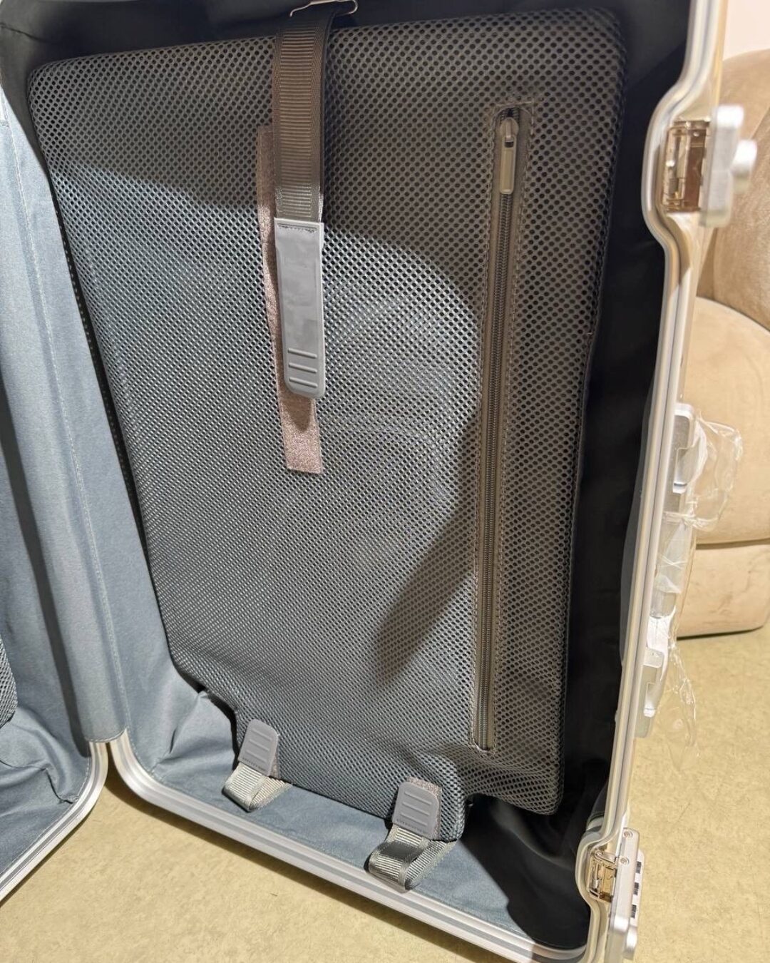 Чемодан Rimowa (Medium)