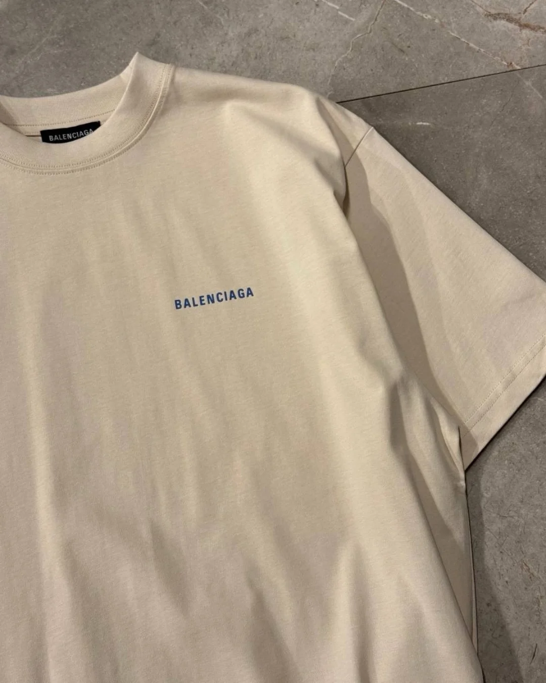 Футболка Balenciaga — фото 3