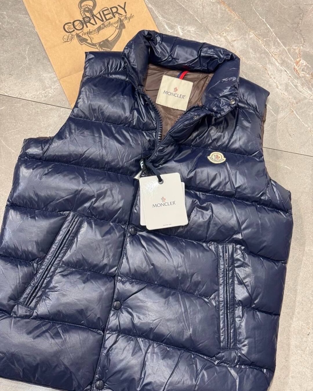 Жилет Moncler