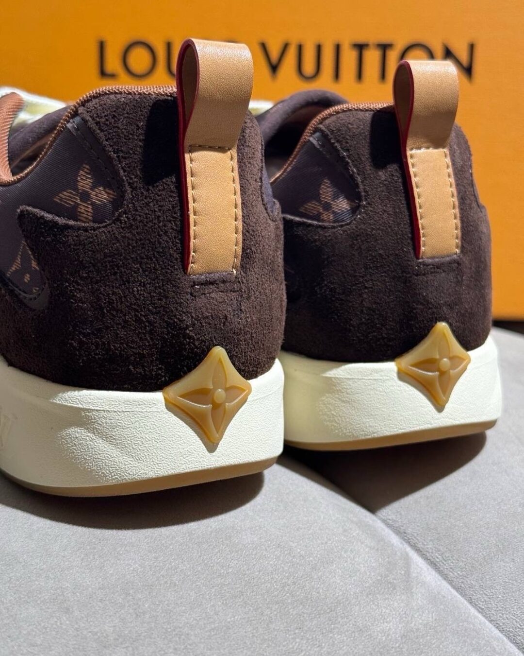 Кроссовки Louis Vuitton LV Drop 300 Sneaker