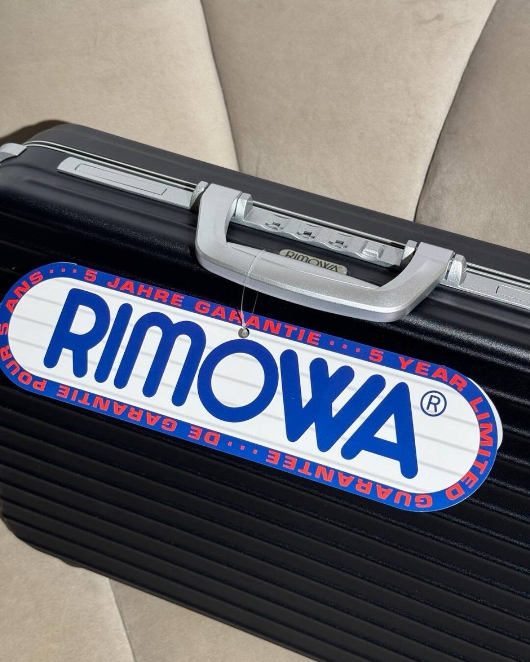 Кейс Rimowa