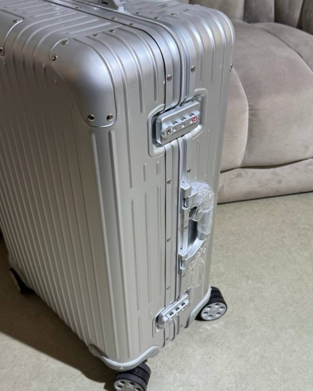 Чемодан Rimowa (Medium)
