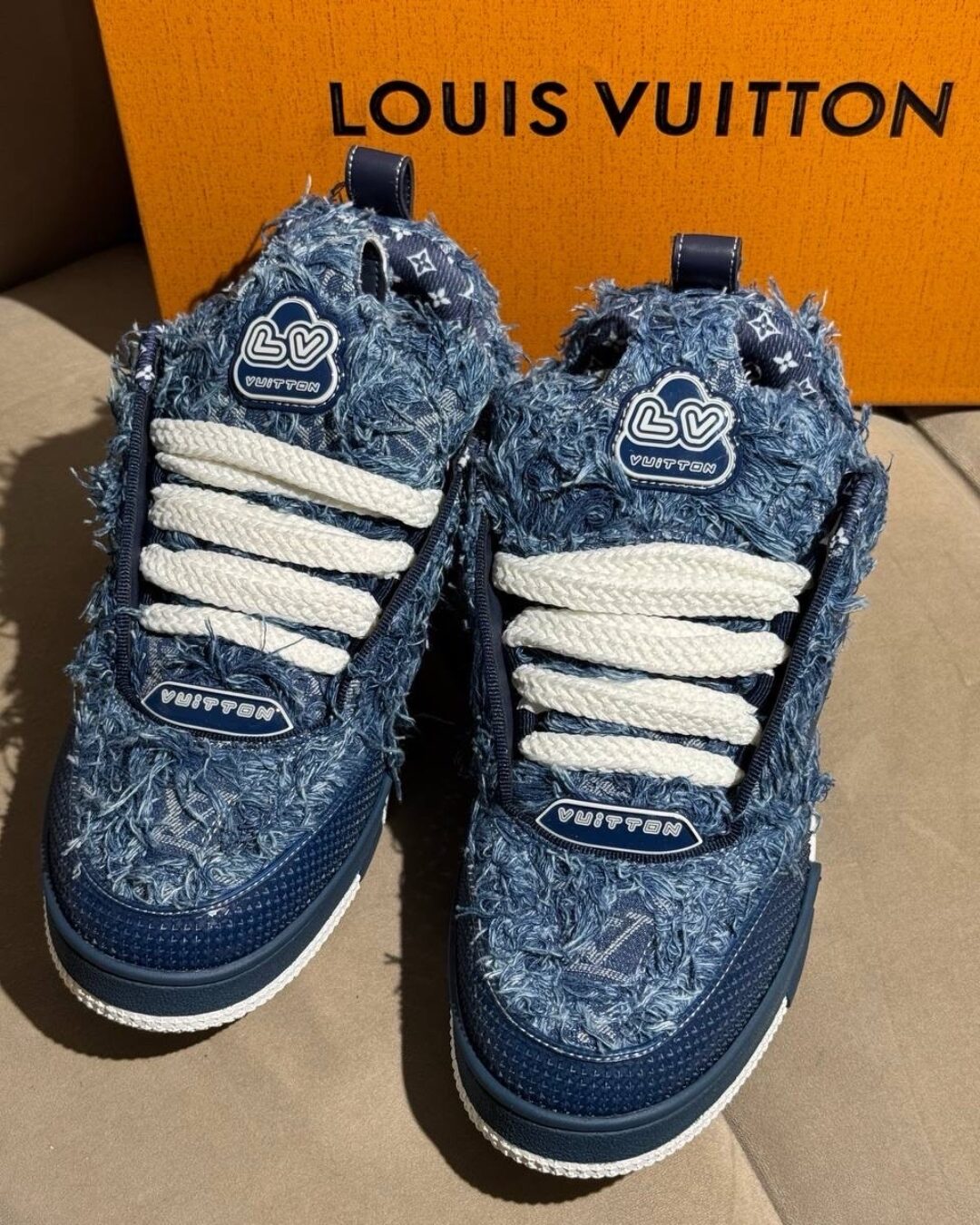 Кроссовки Louis Vuitton Sk8 Blue Fluffy