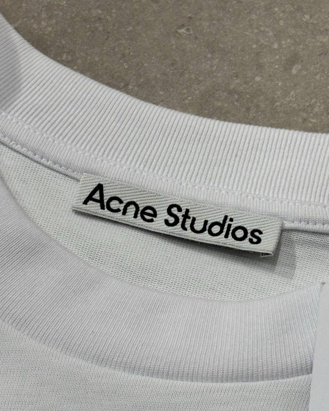 Футболка Acne Studios — фото 7