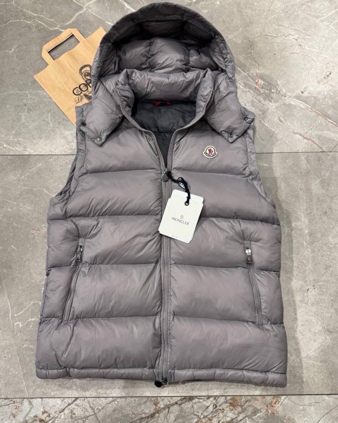 Жилет Moncler
