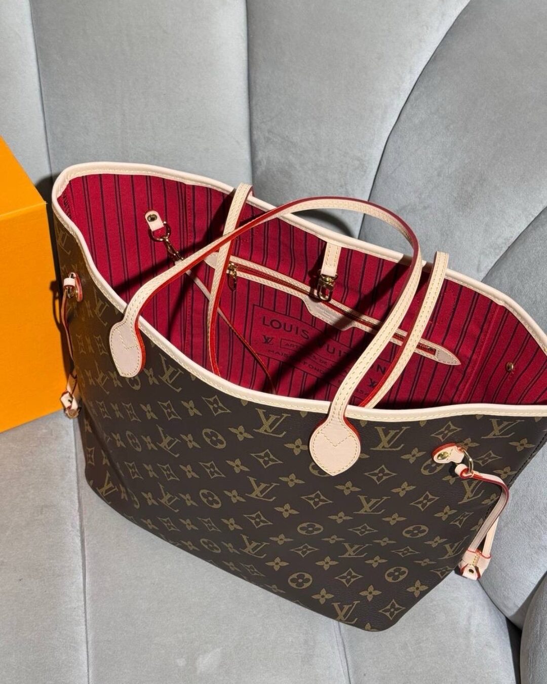 Louis Vuitton Neverfull — фото 2