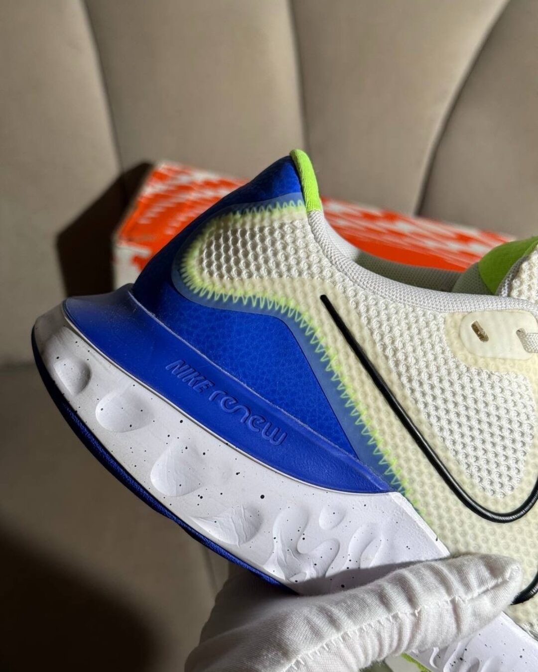 Кроссовки  Nike Renew Run
