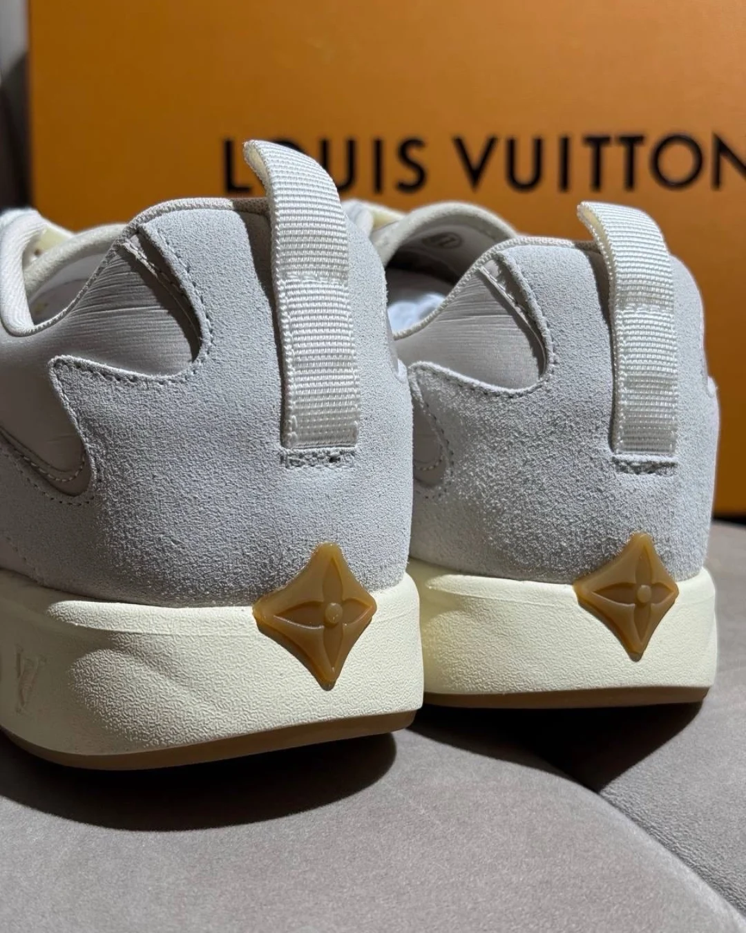 Кроссовки Louis Vuitton LV Drop 300 Sneaker — фото 4