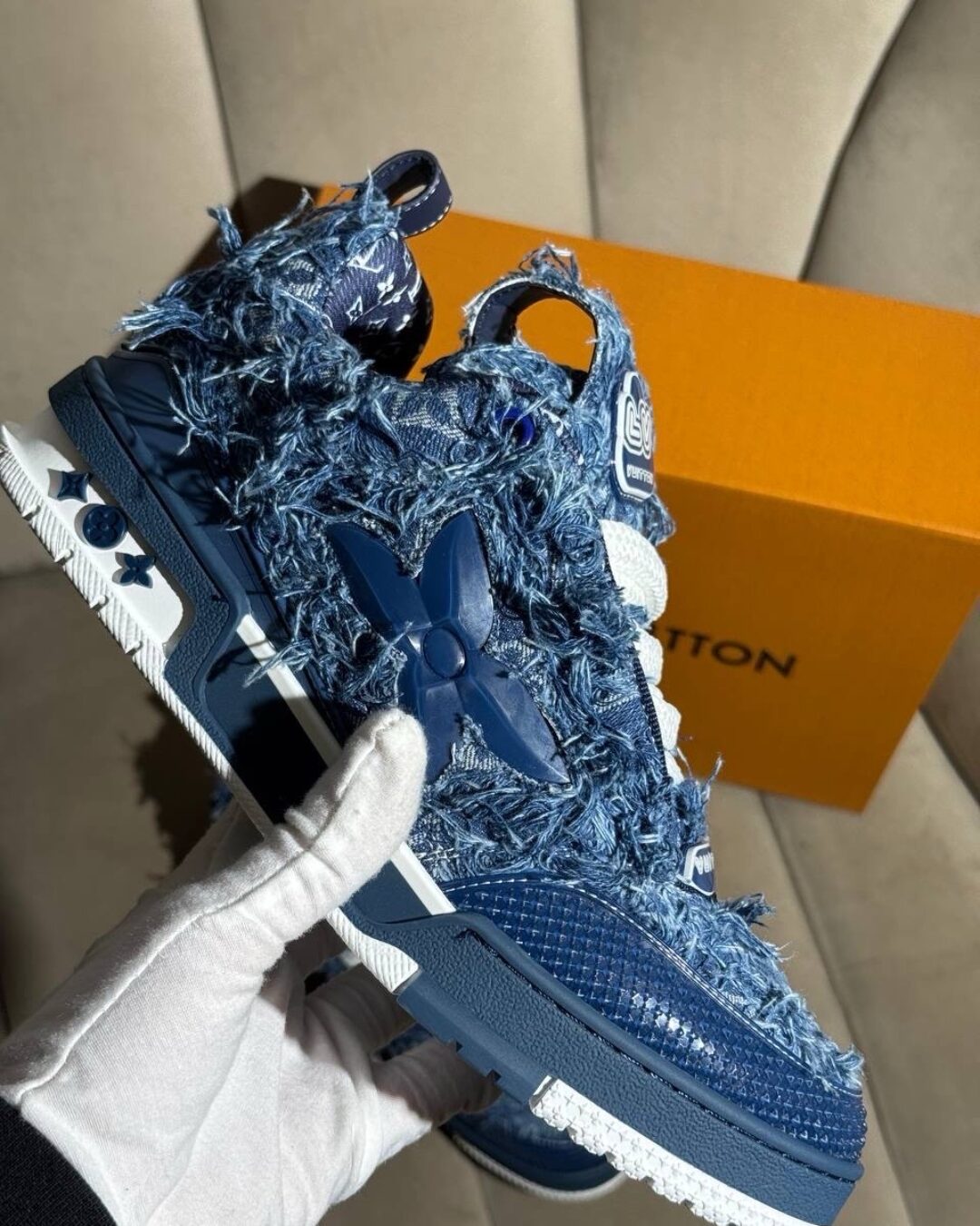 Кроссовки Louis Vuitton Sk8 Blue Fluffy