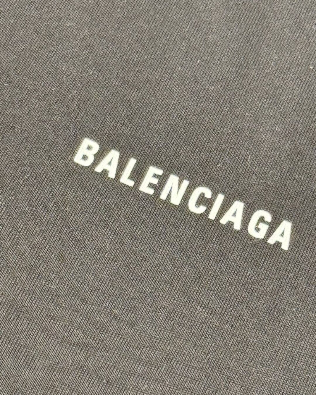 Футболка Balenciaga