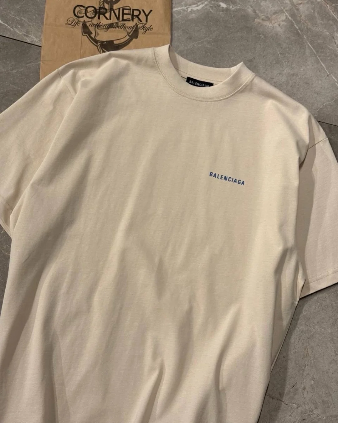 Футболка Balenciaga — фото 9