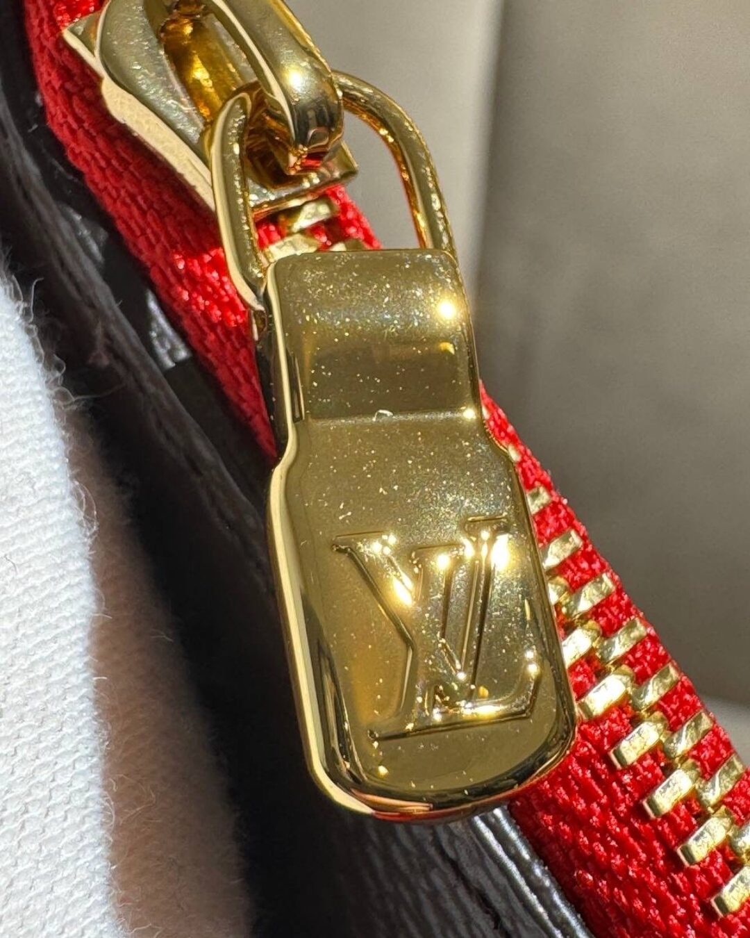 Louis Vuitton Neverfull — фото 5