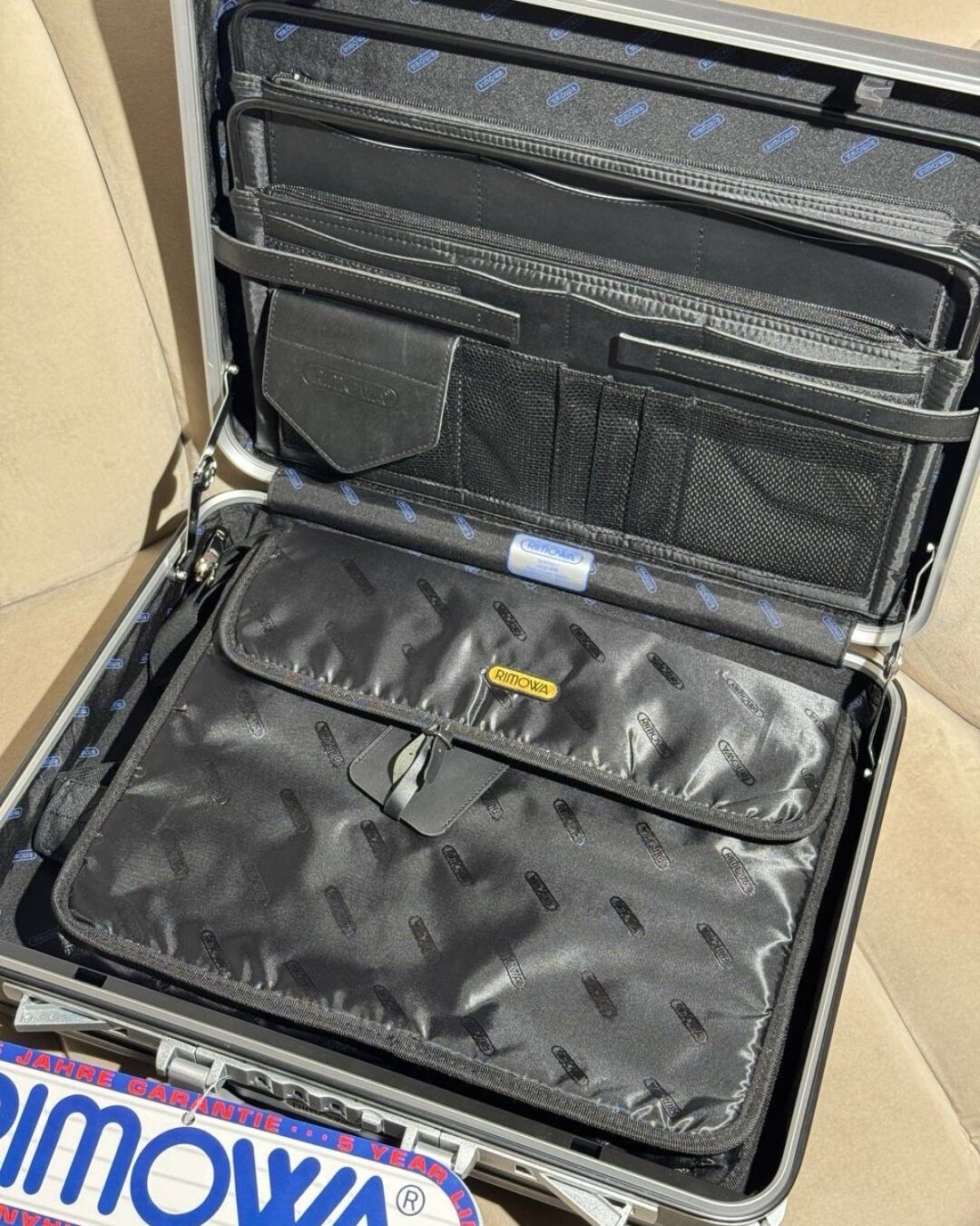 Кейс Rimowa