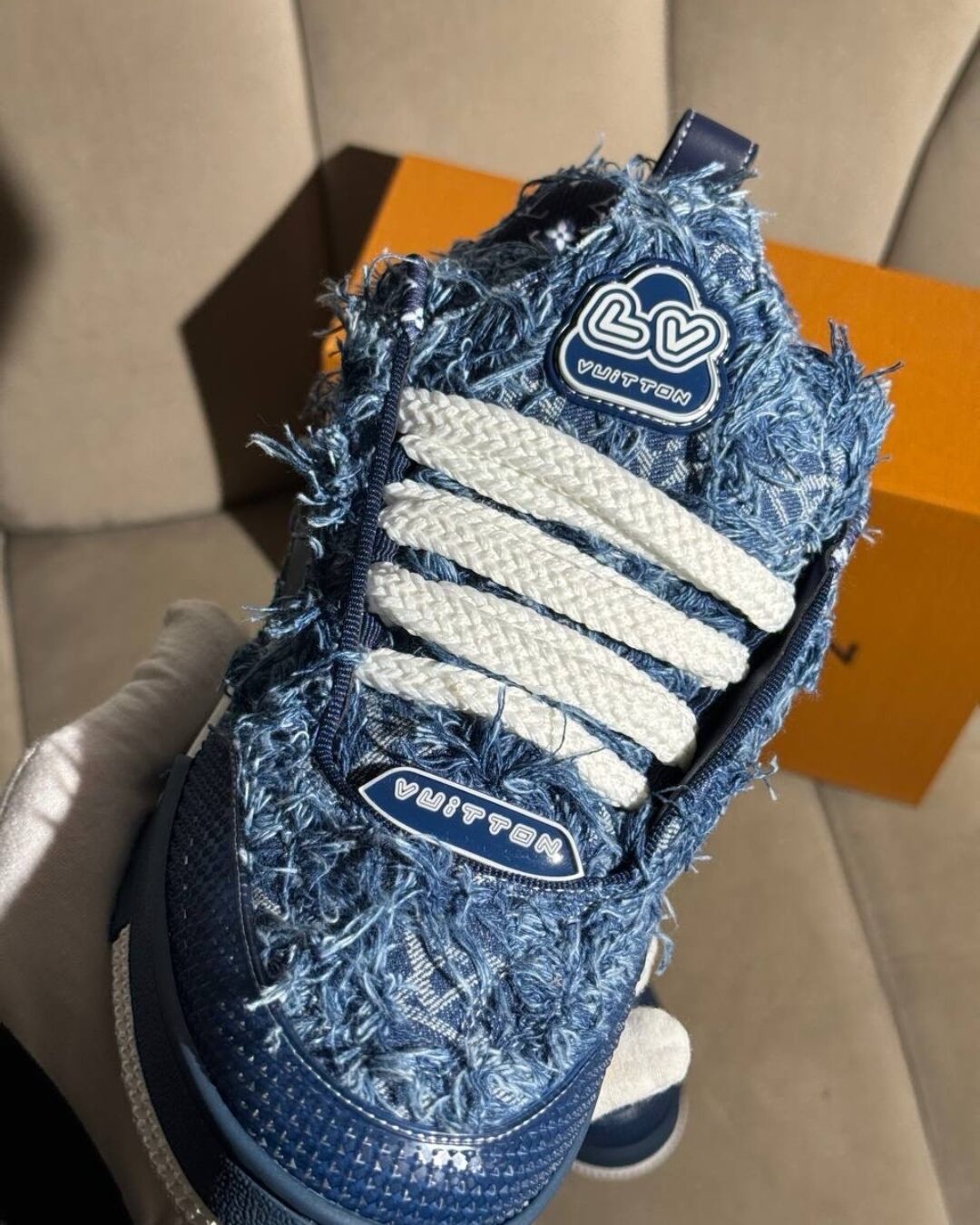 Кроссовки Louis Vuitton Sk8 Blue Fluffy