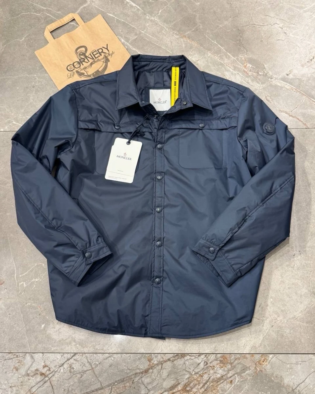 Ветровка Moncler