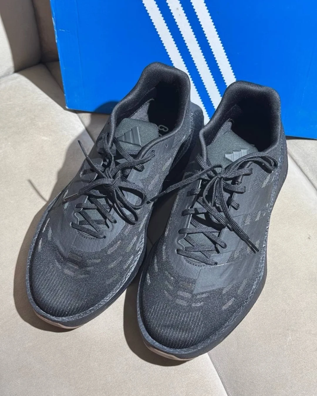 Кроссовки adidas Sneakers Flowboost JR5503 — фото 6
