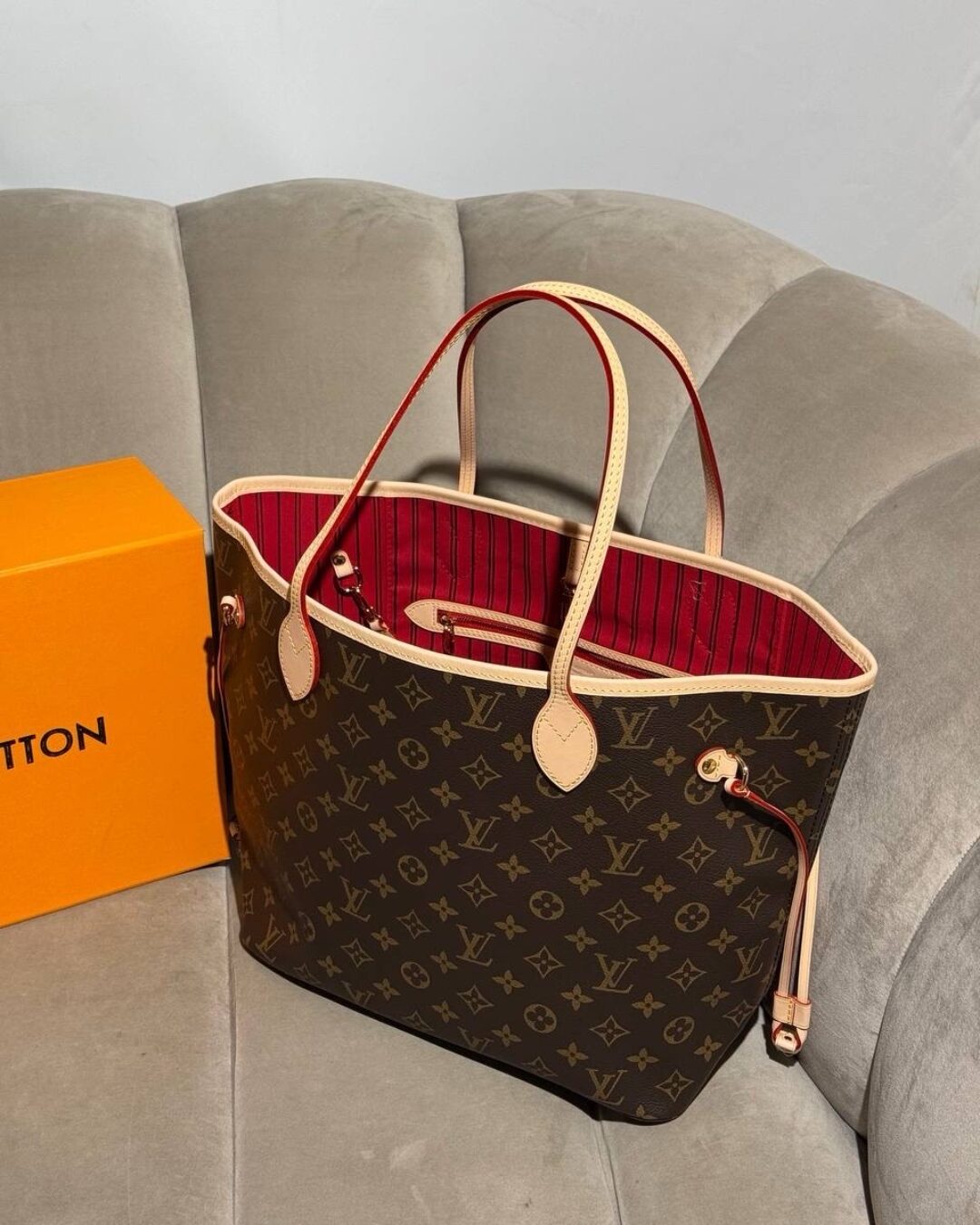 Louis Vuitton Neverfull