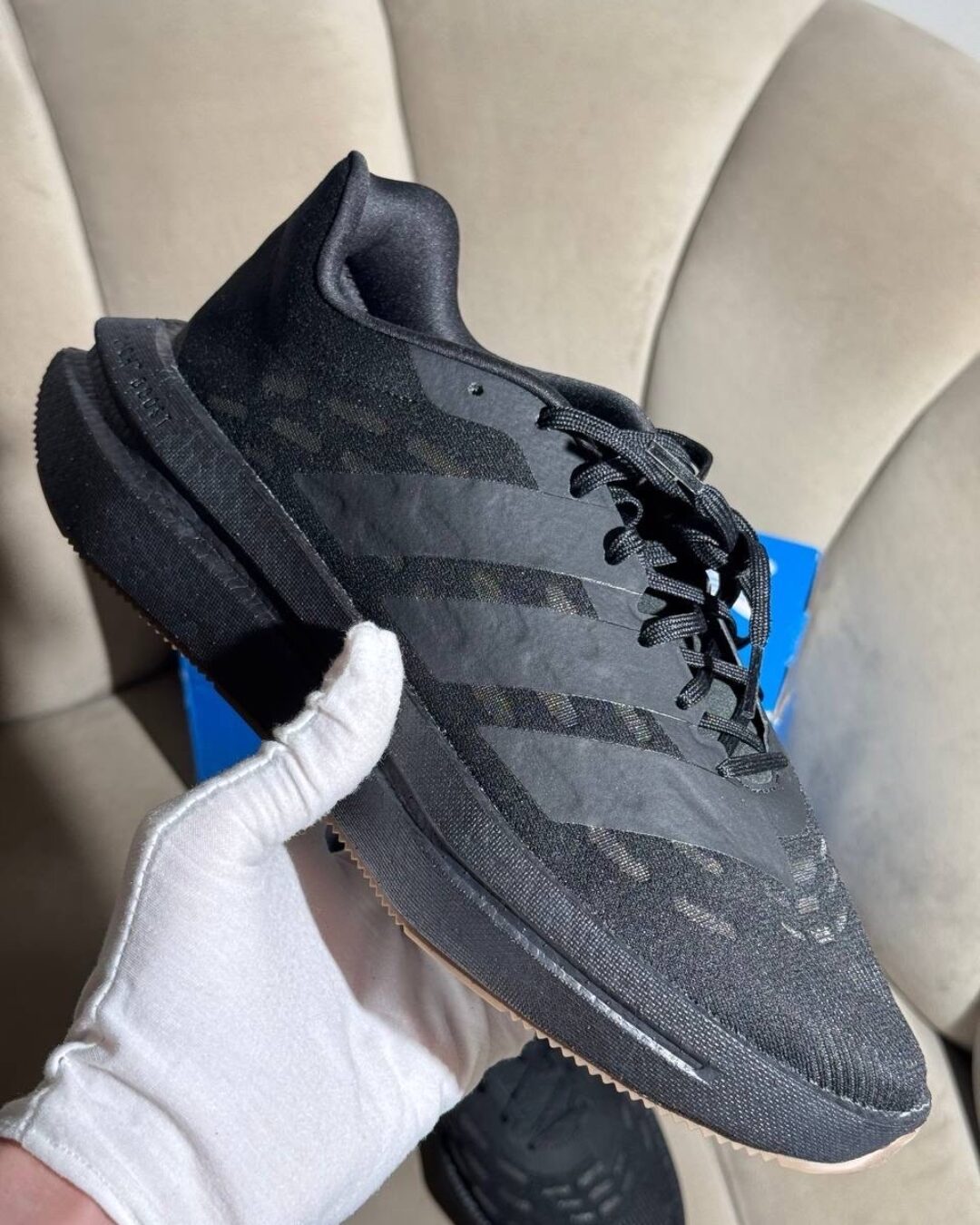 Кроссовки adidas Sneakers Flowboost JR5503