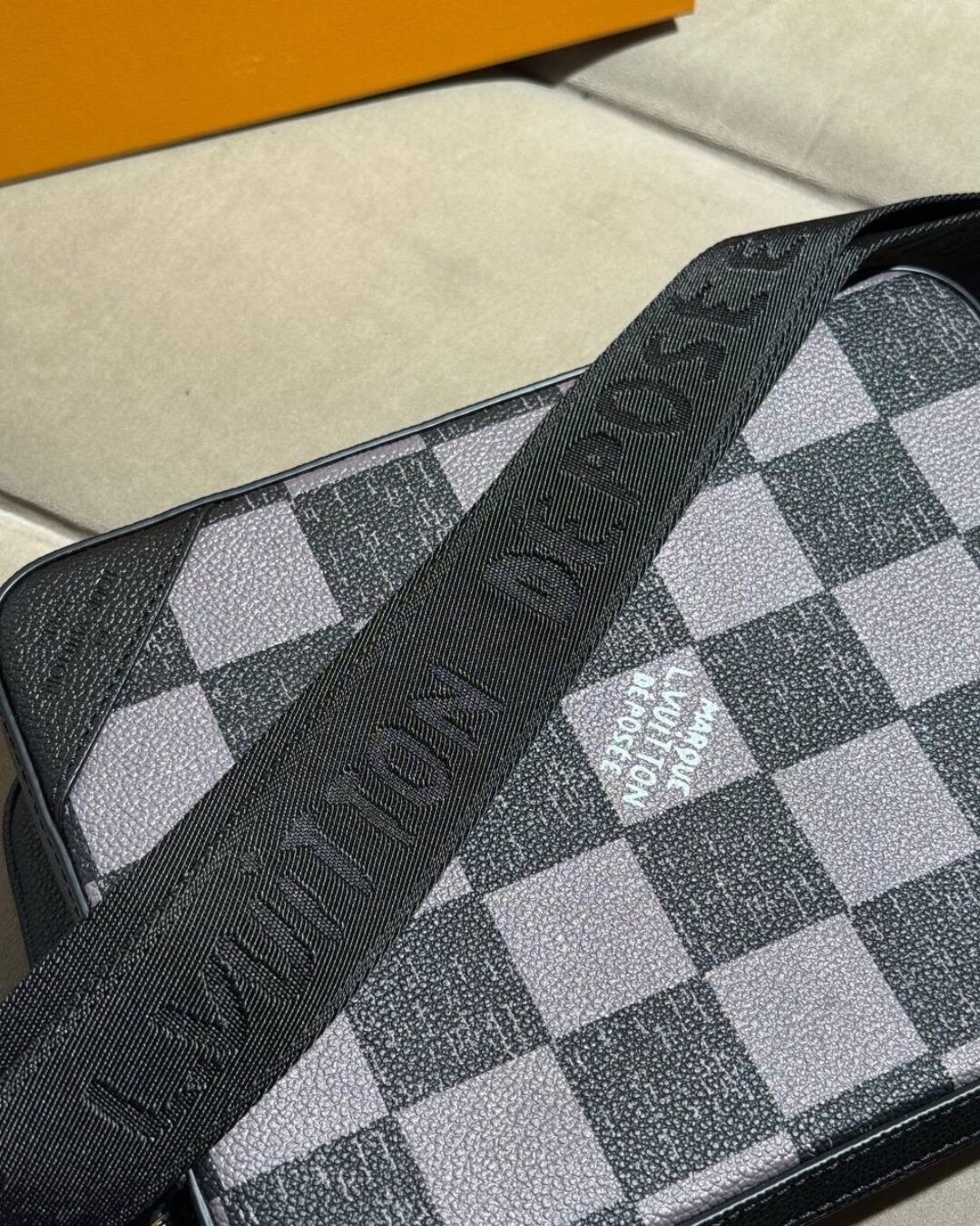 Сумка Louis Vuitton