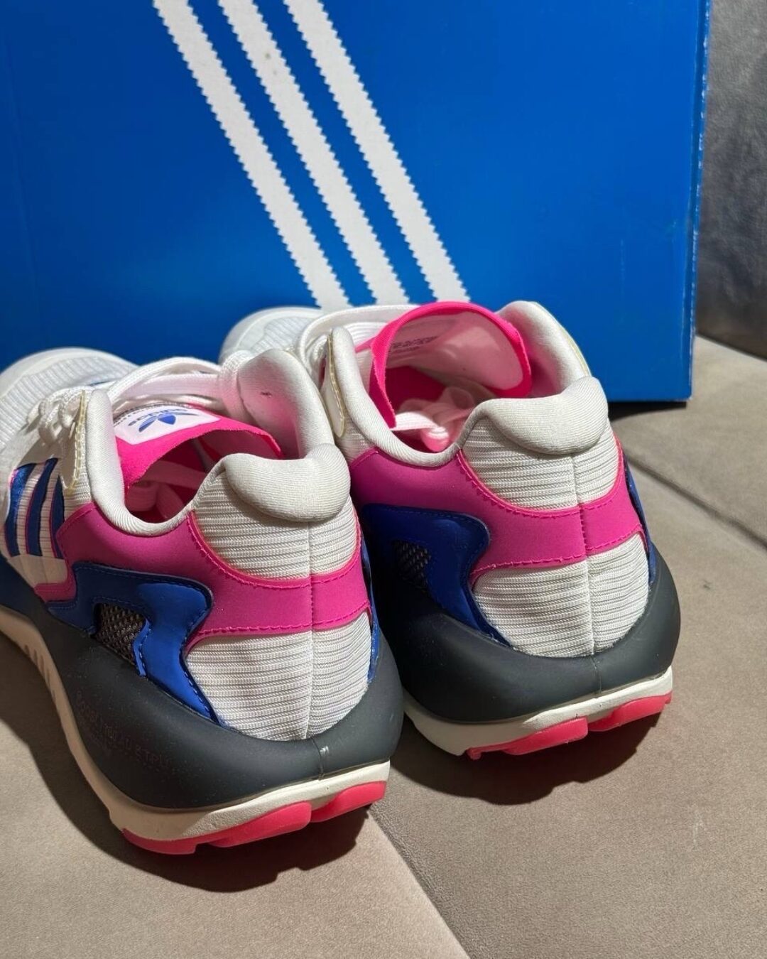 Кроссовки  adidas Originals ZX Alkyne