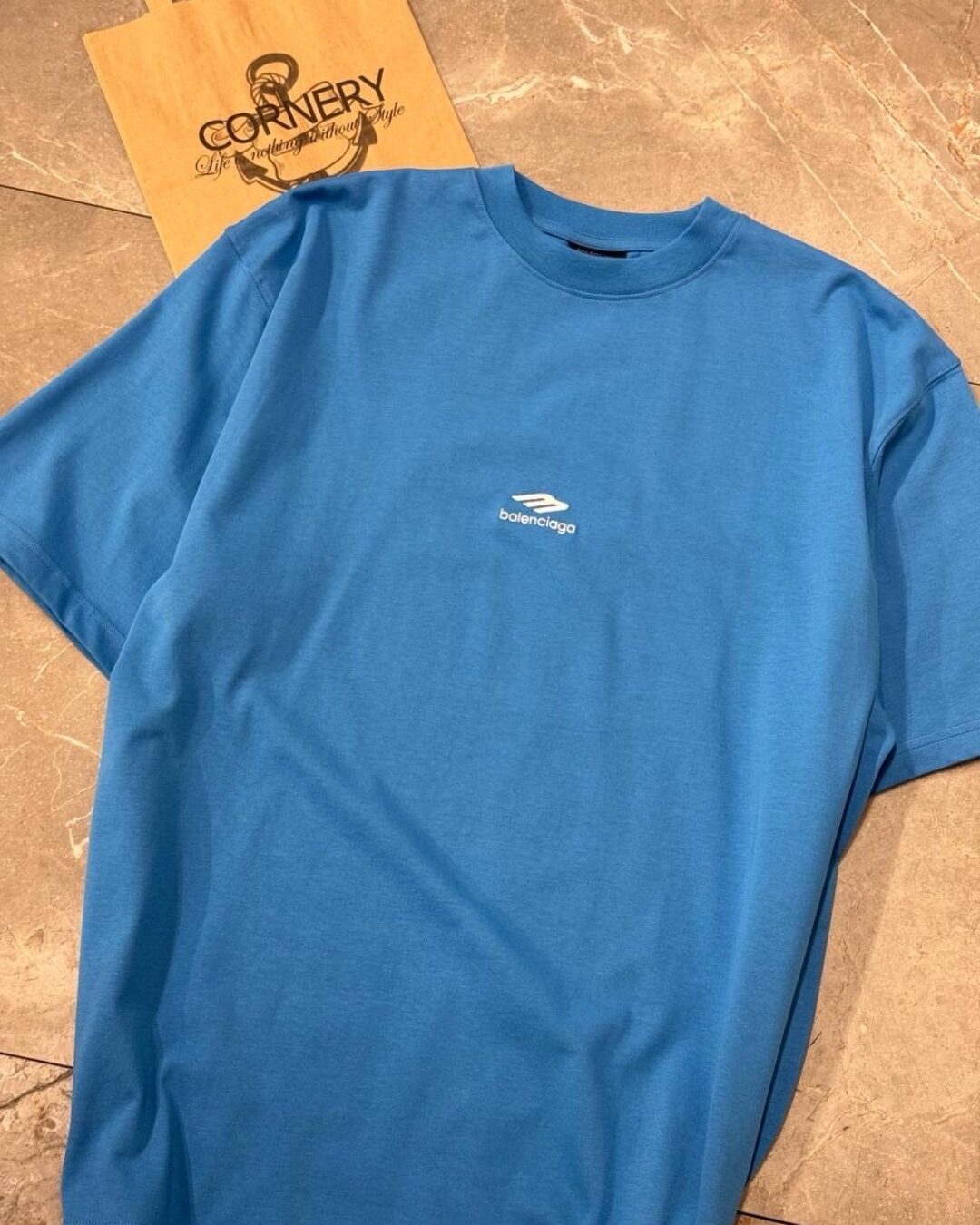 Футболка Balenciaga